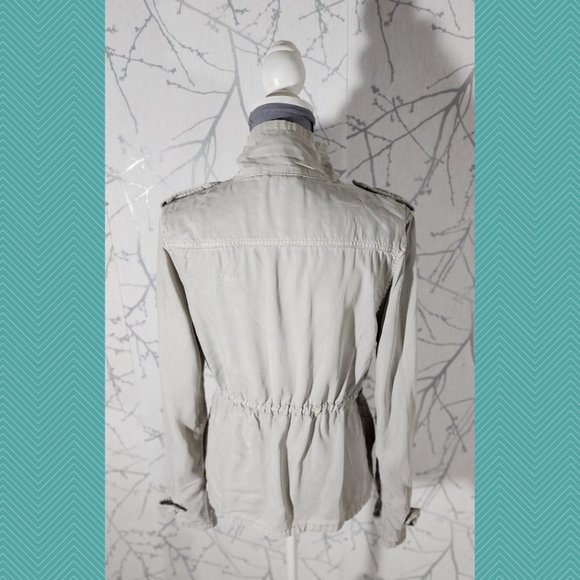 Talula Ivory Full Zip Wiltern Utility Jacket - Picture 3 of 5